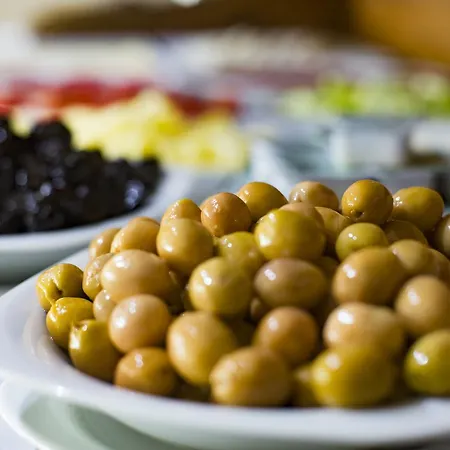 ماي كينت فندق 2*